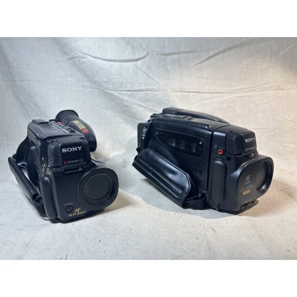 Lot of 2 Sony 8mm HandyCams For Parts - CCD-TR65, CCD-TR71